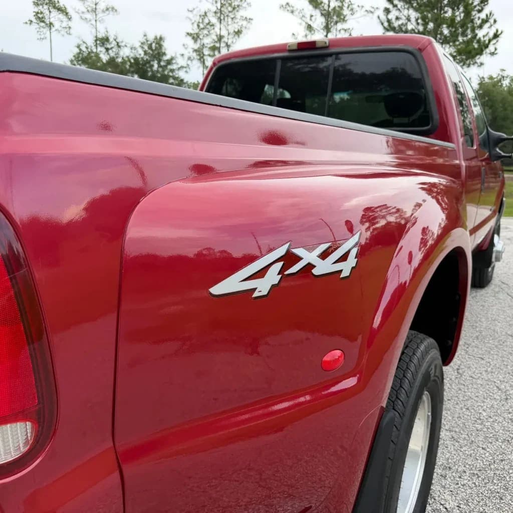 2002 Ford F-350 Super Duty XLT, view