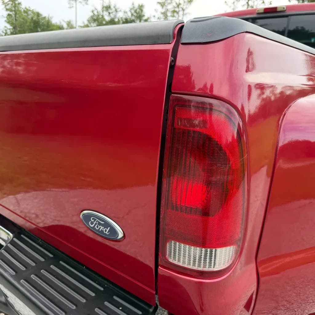 2002 Ford F-350 Super Duty XLT, view