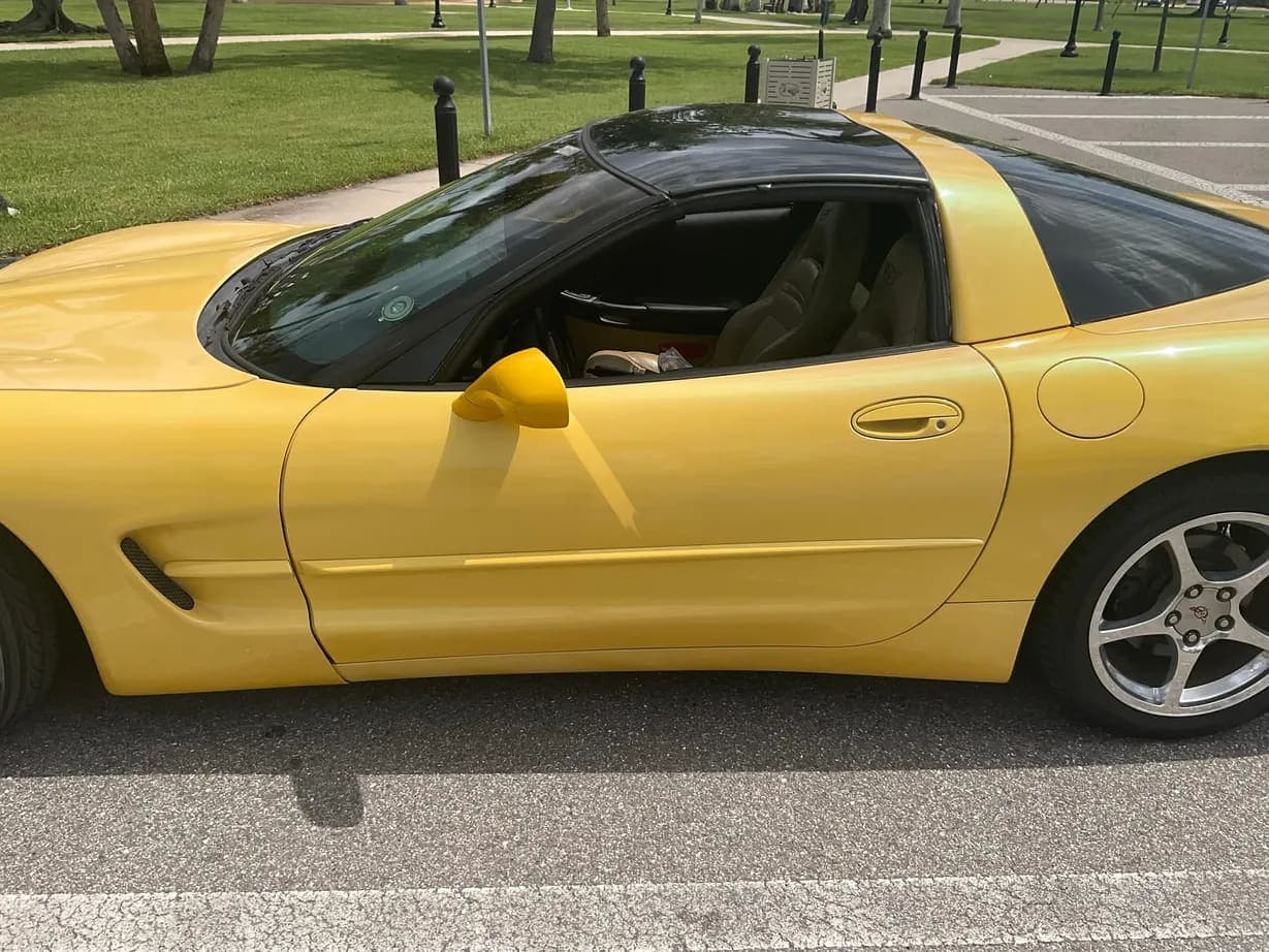 2003 Chevrolet Corvette Coupe, view