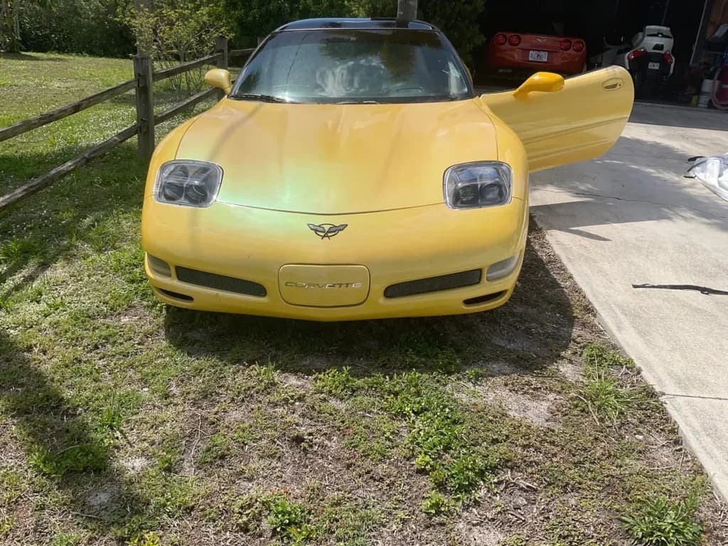 2003 Chevrolet Corvette Coupe, view
