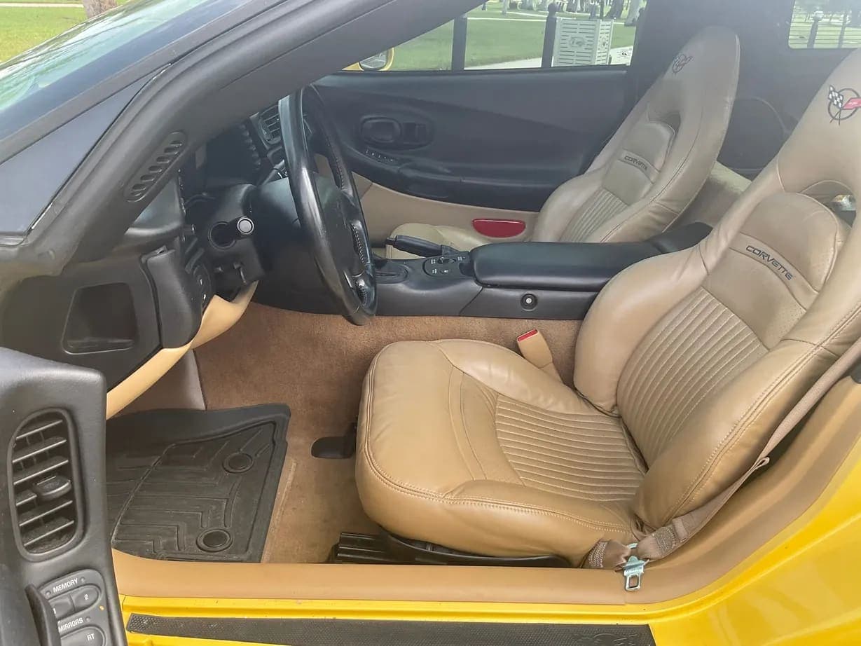 2003 Chevrolet Corvette Coupe, view