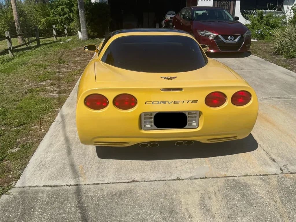 2003 Chevrolet Corvette Coupe, view
