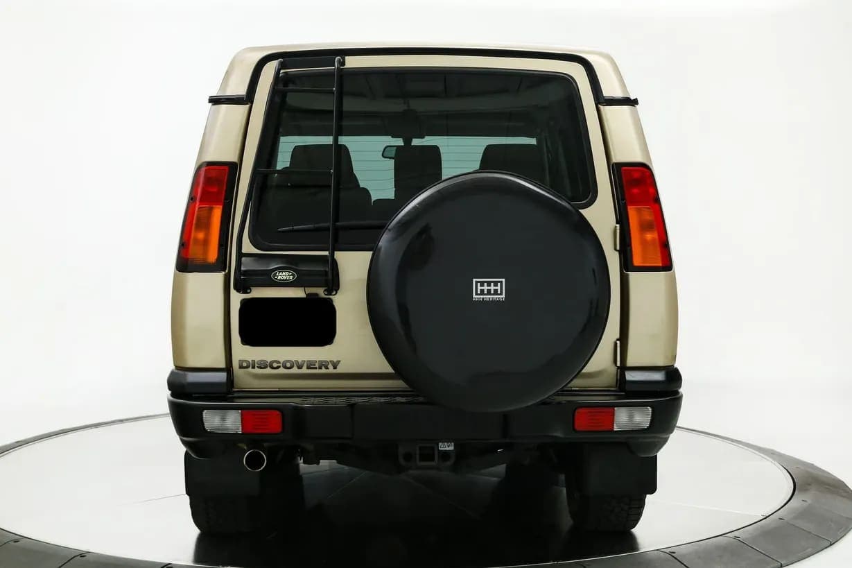 2004 Land Rover Discovery II SE, view