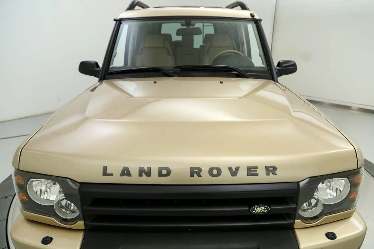2004 Land Rover Discovery II SE, view