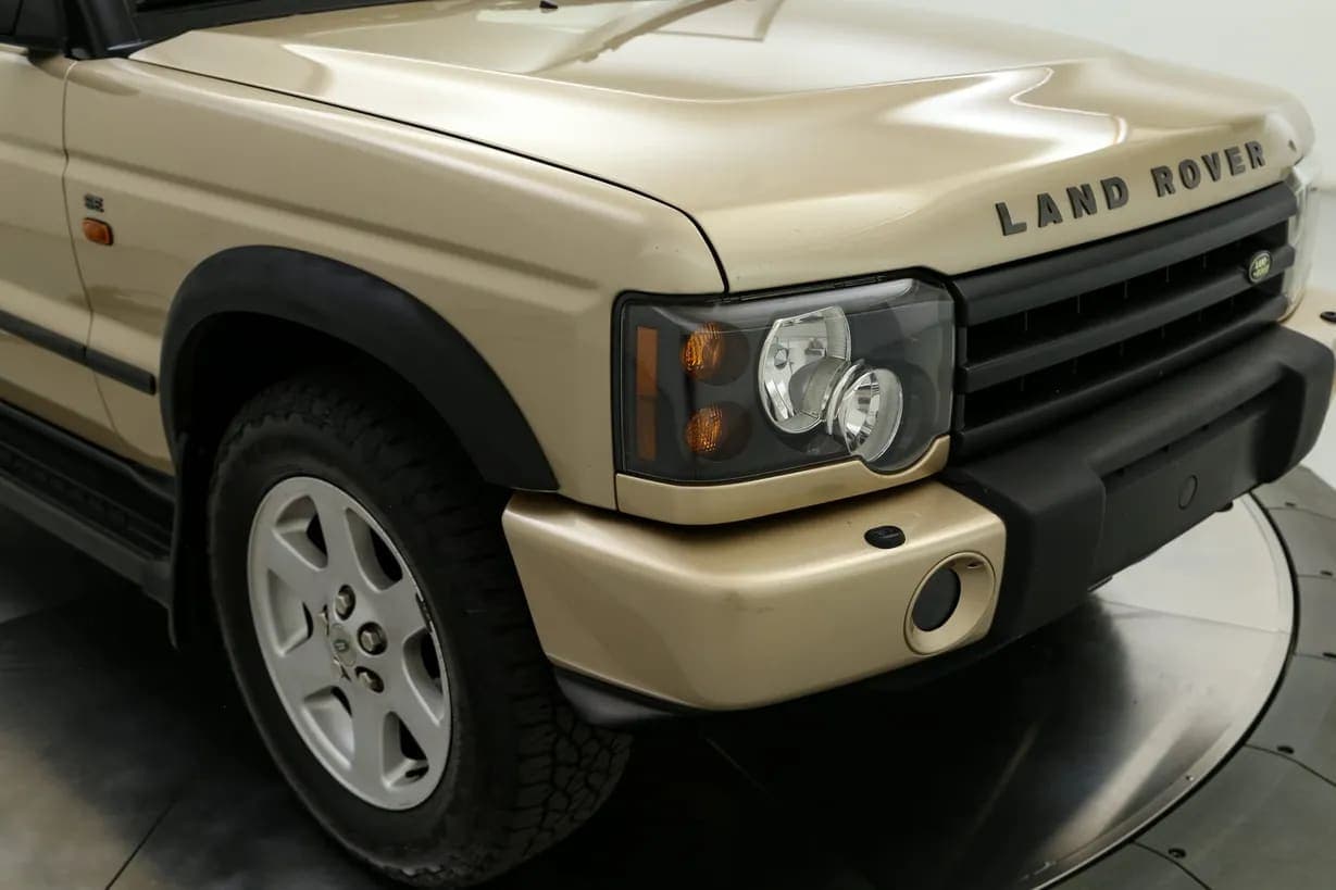 2004 Land Rover Discovery II SE, view