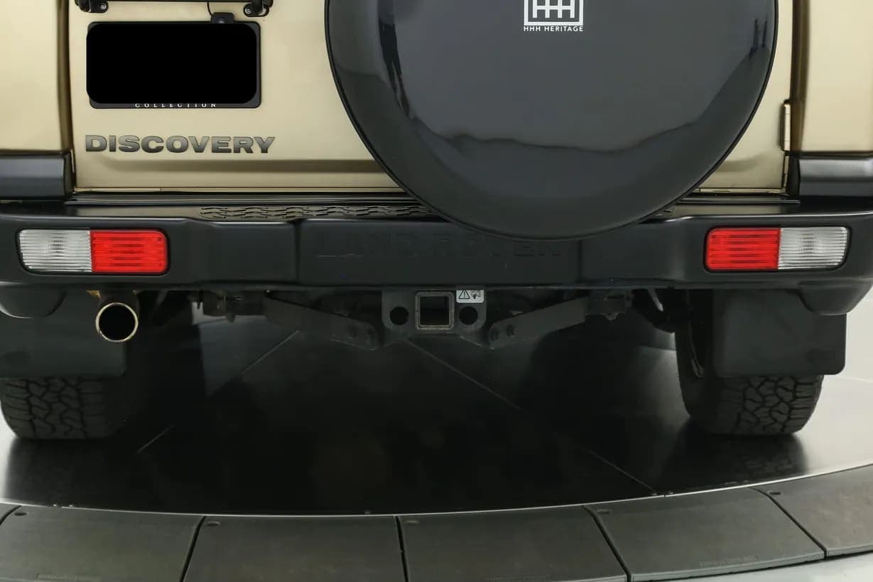 2004 Land Rover Discovery II SE, view