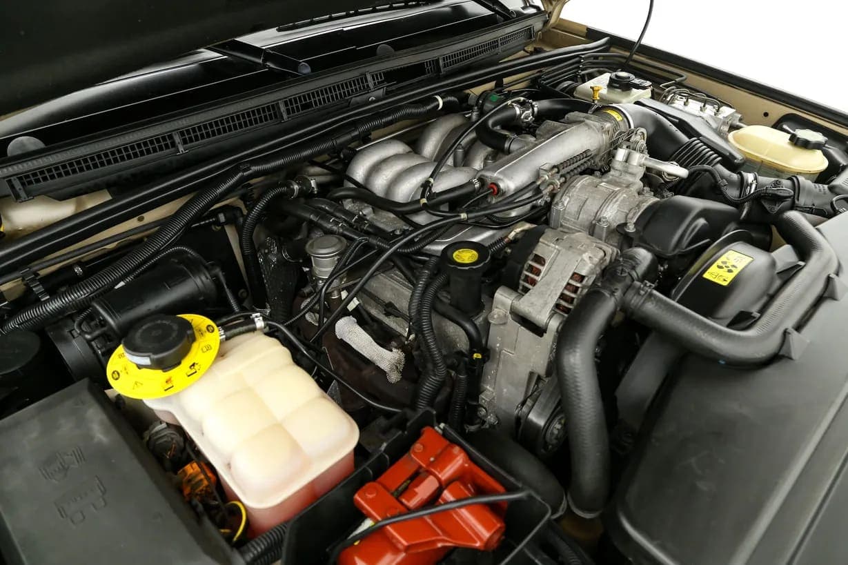 2004 Land Rover Discovery II SE, view
