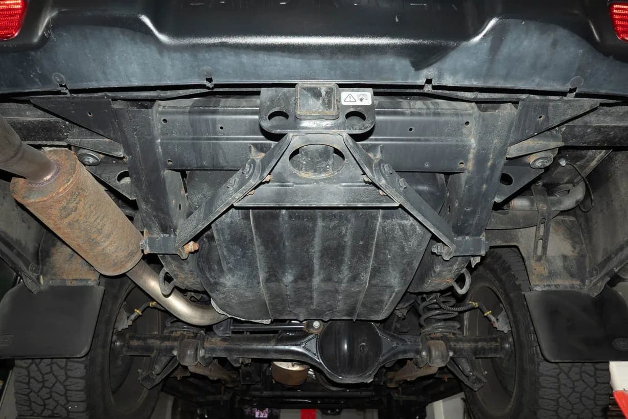 2004 Land Rover Discovery II SE, view