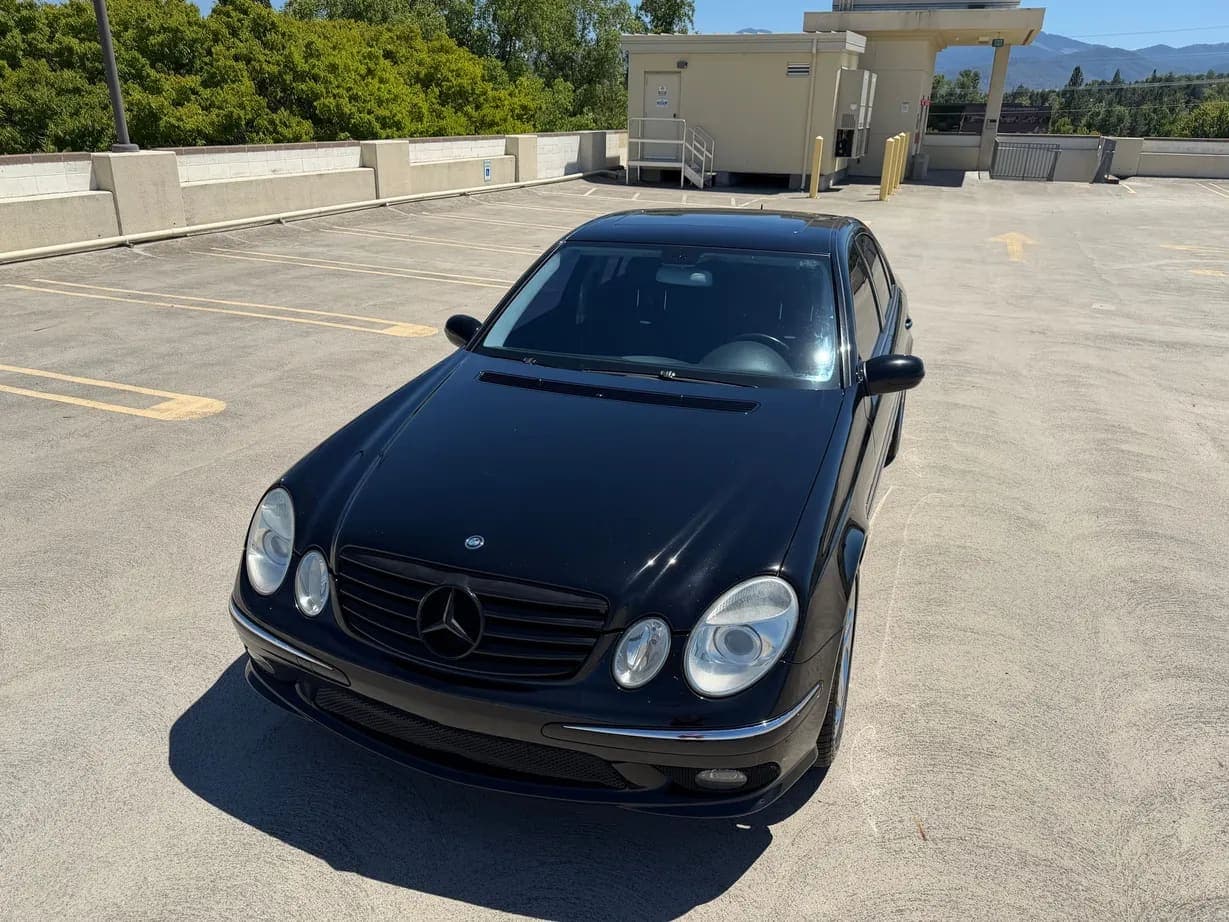 2005 Mercedes-Benz E55 AMG Sedan, view
