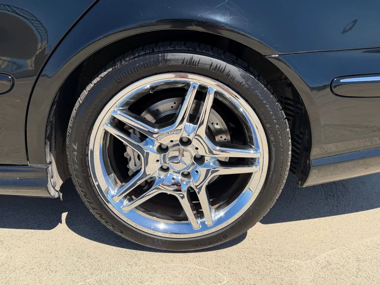 2005 Mercedes-Benz E55 AMG Sedan, view