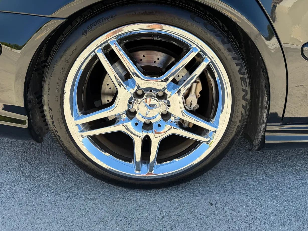 2005 Mercedes-Benz E55 AMG Sedan, view