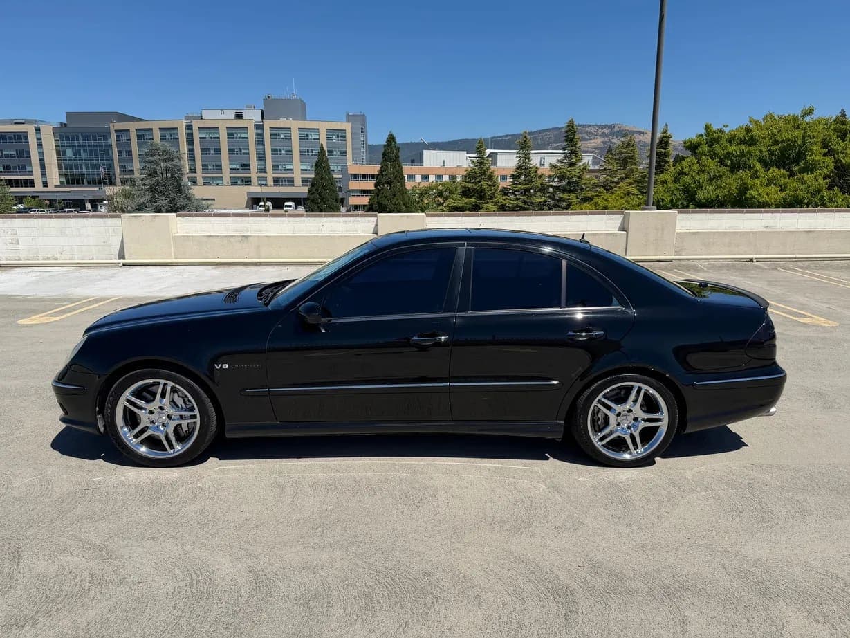 2005 Mercedes-Benz E55 AMG Sedan, view