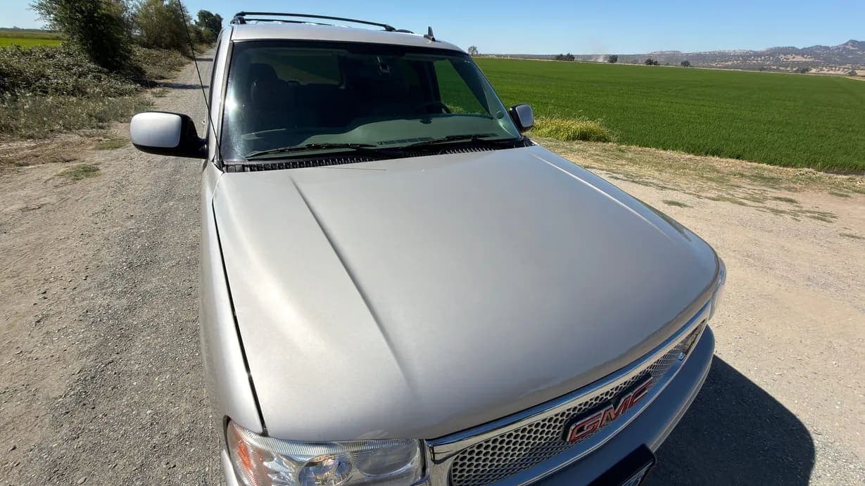 2006 GMC Yukon Denali, view