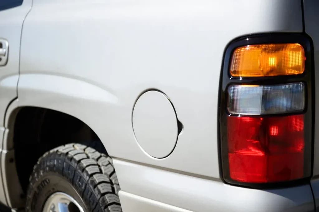 2006 GMC Yukon Denali, view