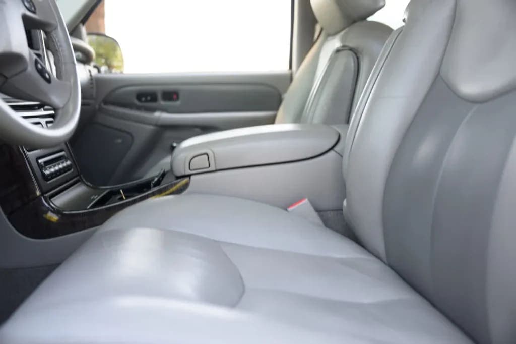 2006 GMC Yukon Denali, view