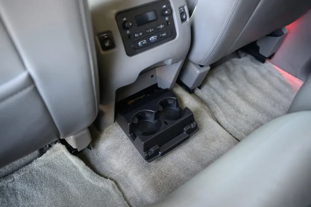 2006 GMC Yukon Denali, view