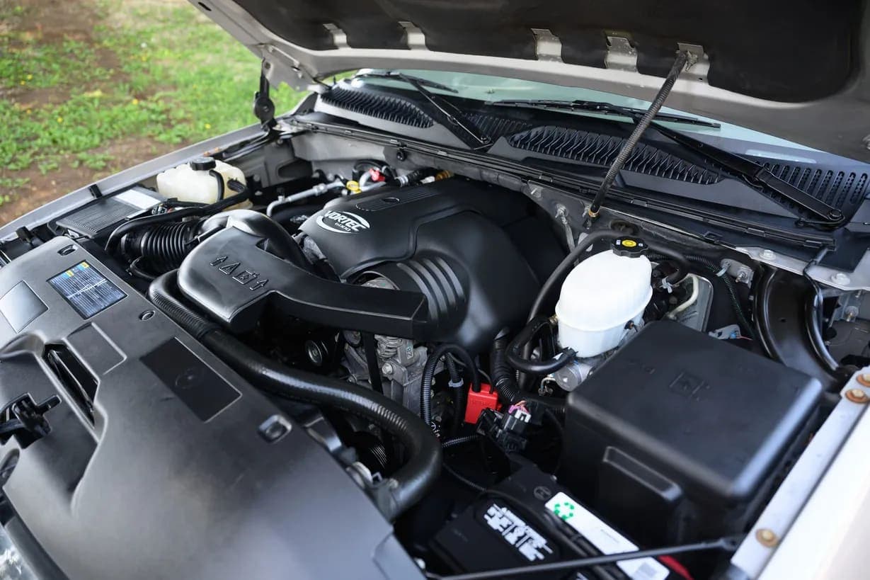 2006 GMC Yukon Denali, view