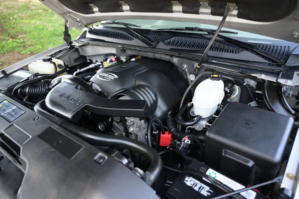 2006 GMC Yukon Denali, view