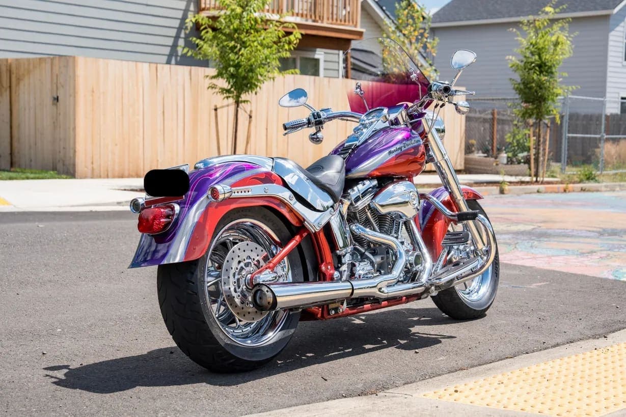 2006 Harley-Davidson CVO Screamin’ Eagle Fat Boy, view