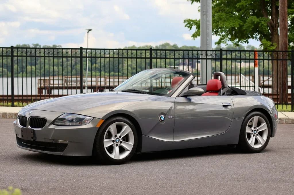 2007 BMW Z4 Roadster 3.0i 6-Speed exterior