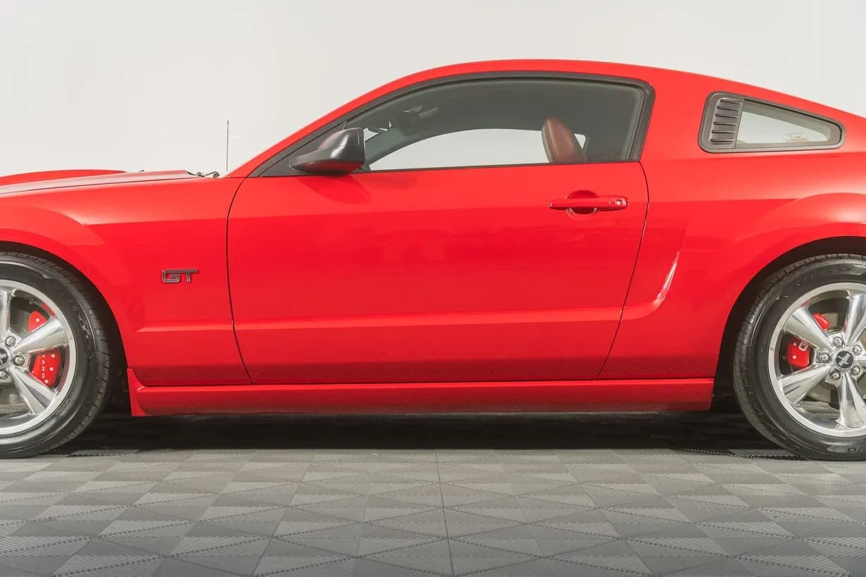 2007 Ford Mustang GT Coupe 5-Speed, view