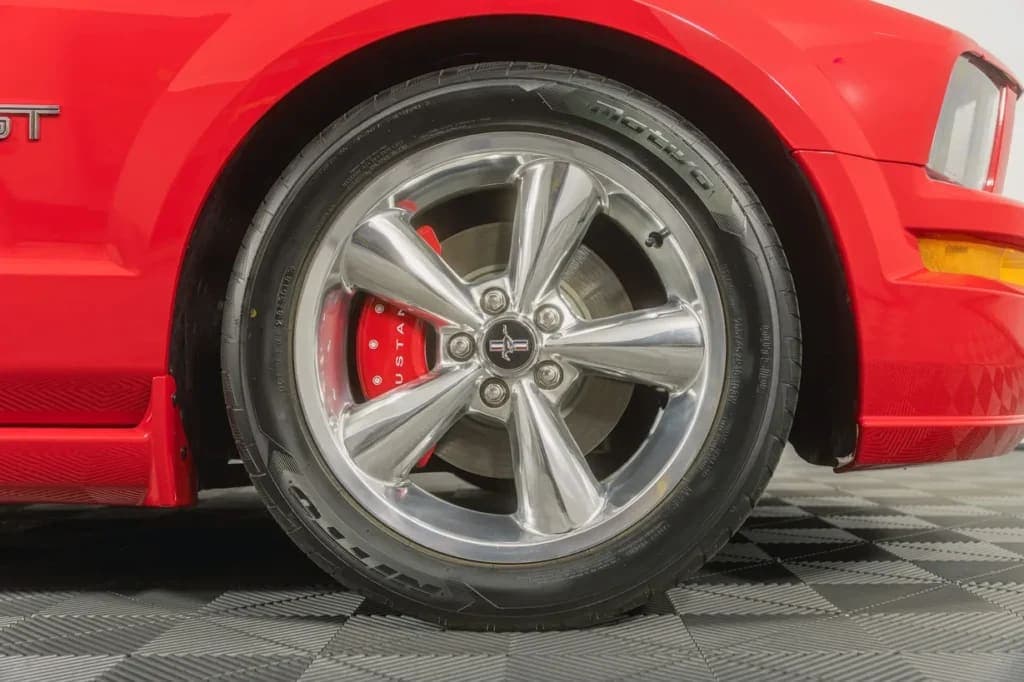2007 Ford Mustang GT Coupe 5-Speed, view