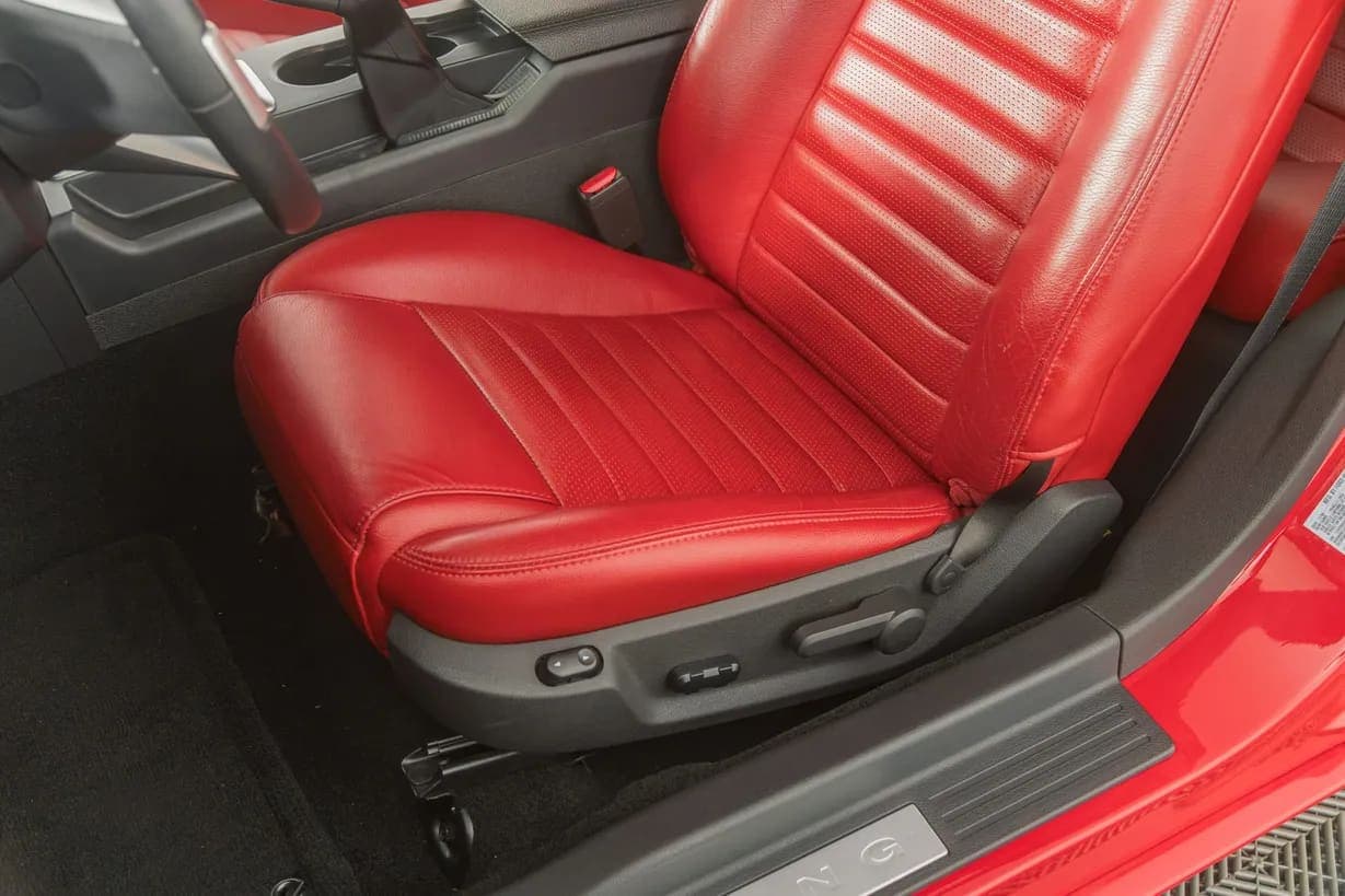 2007 Ford Mustang GT Coupe 5-Speed, view