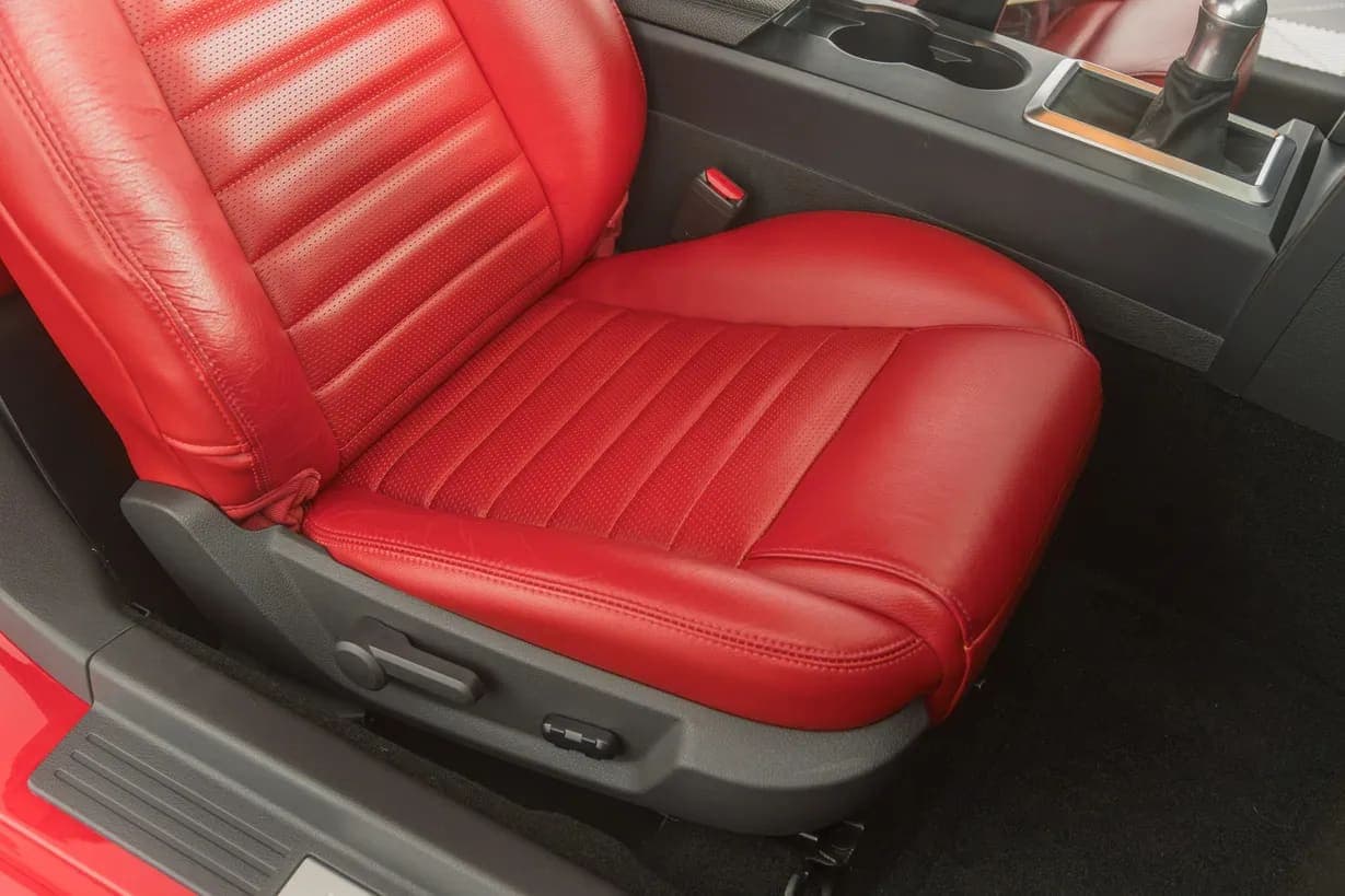 2007 Ford Mustang GT Coupe 5-Speed, view