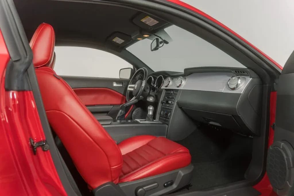 2007 Ford Mustang GT Coupe 5-Speed, view
