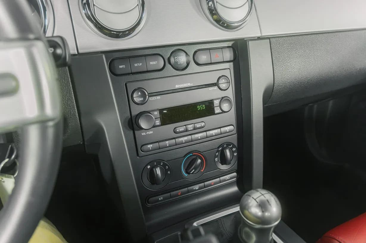 2007 Ford Mustang GT Coupe 5-Speed, view