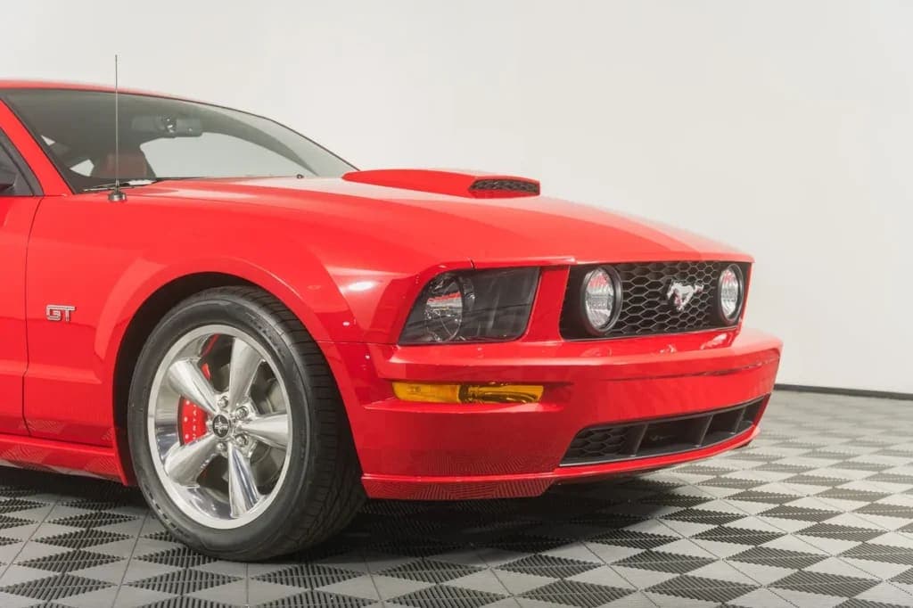 2007 Ford Mustang GT Coupe 5-Speed, view