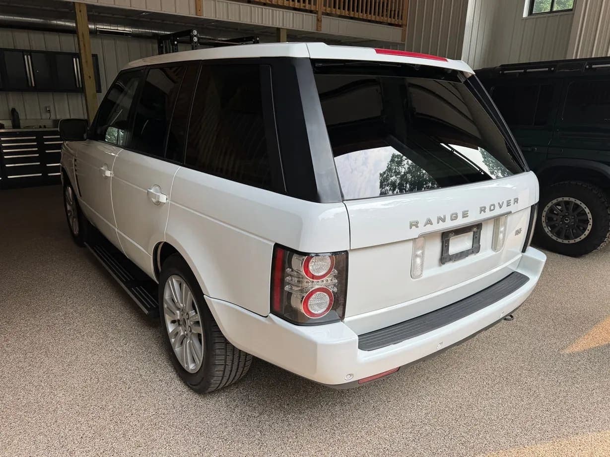 2012 Land Rover Range Rover HSE Luxury, view