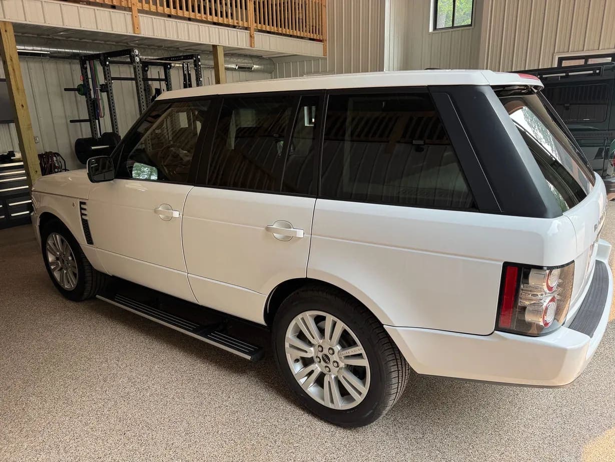 2012 Land Rover Range Rover HSE Luxury, view