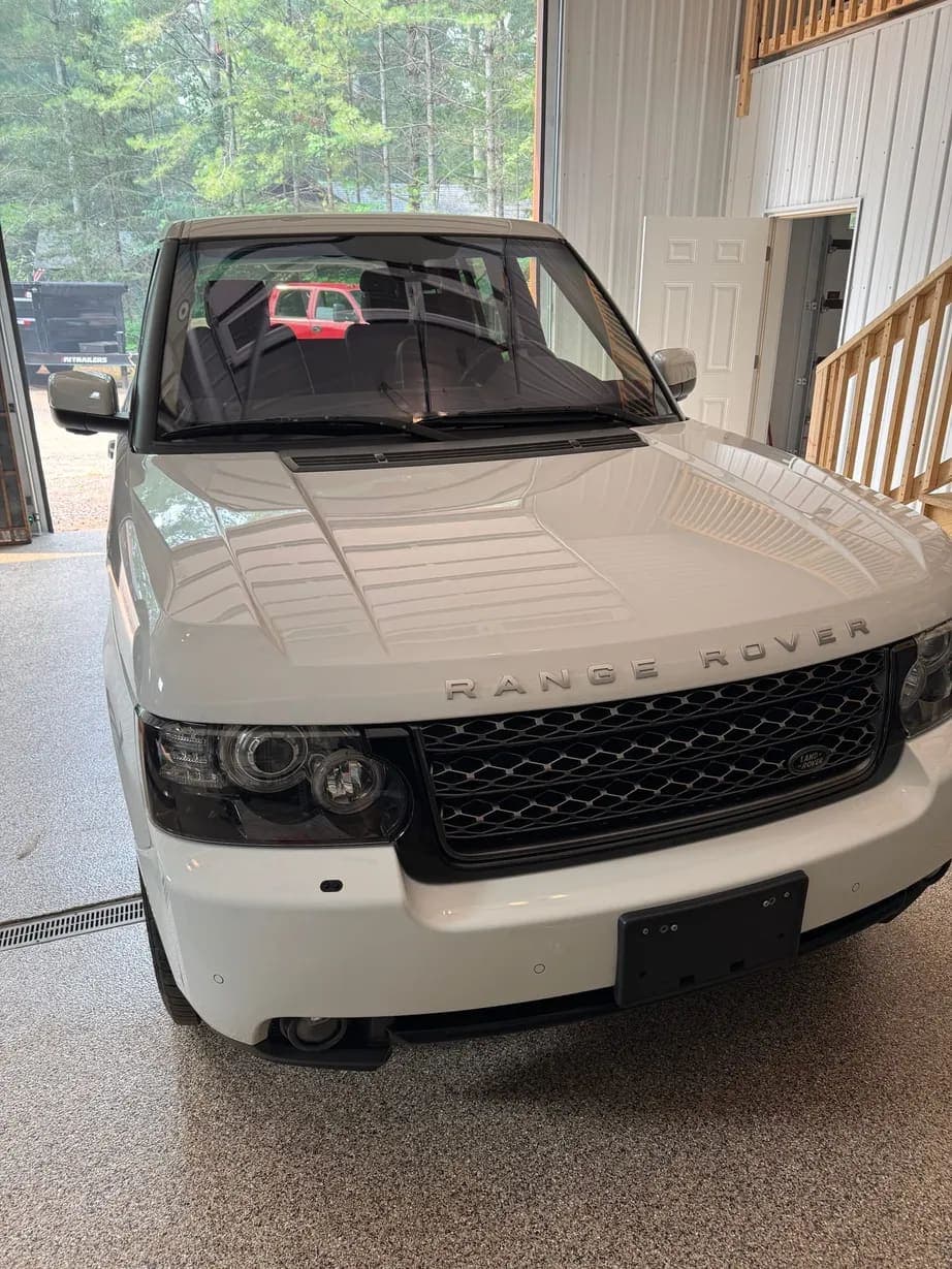2012 Land Rover Range Rover HSE Luxury, view