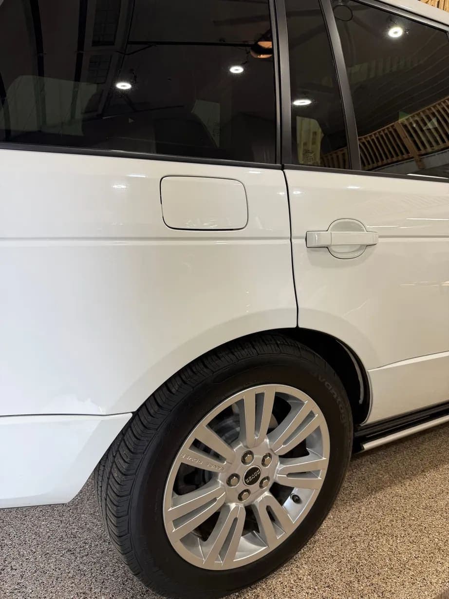 2012 Land Rover Range Rover HSE Luxury, view