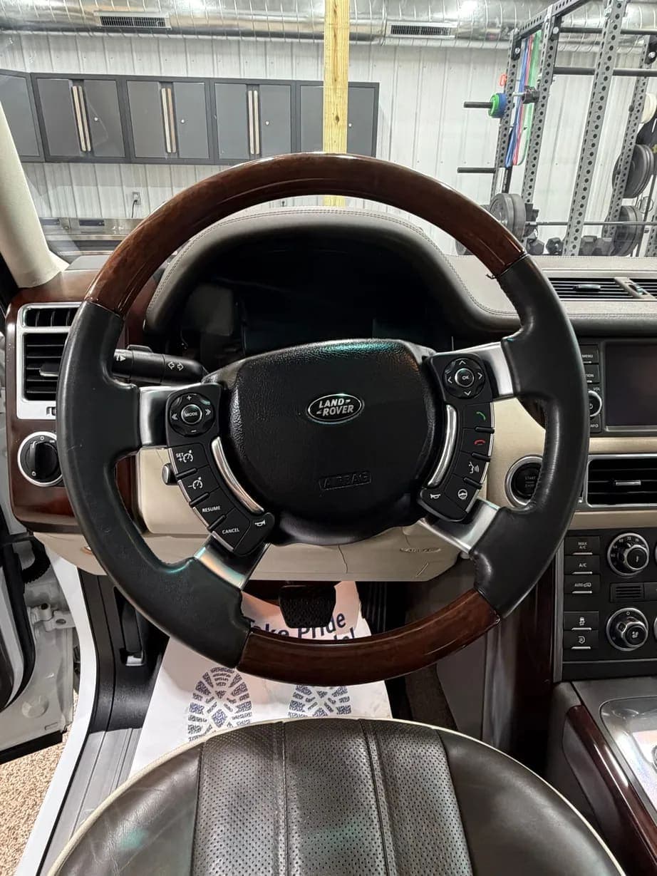 2012 Land Rover Range Rover HSE Luxury, view