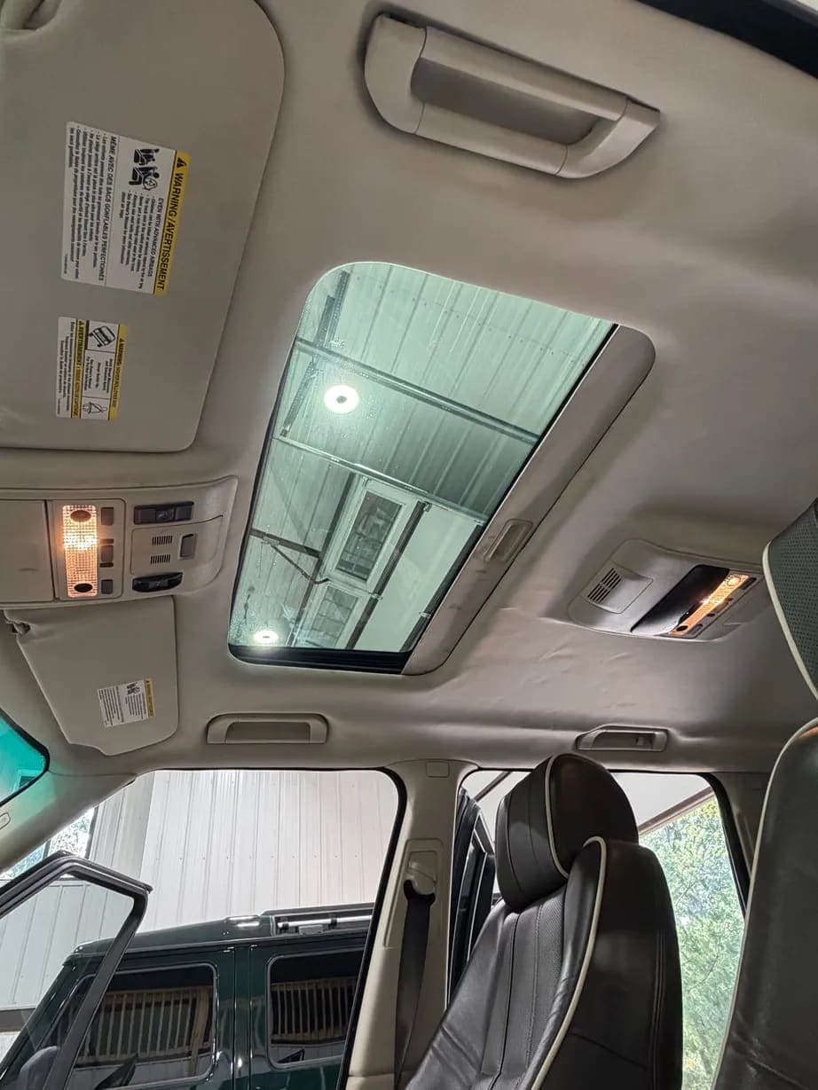 2012 Land Rover Range Rover HSE Luxury, view