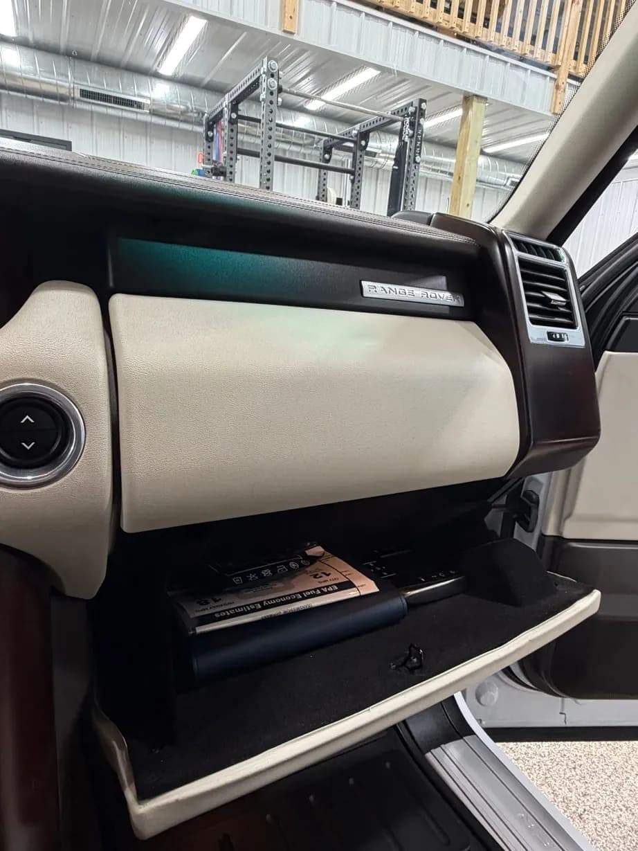 2012 Land Rover Range Rover HSE Luxury, view