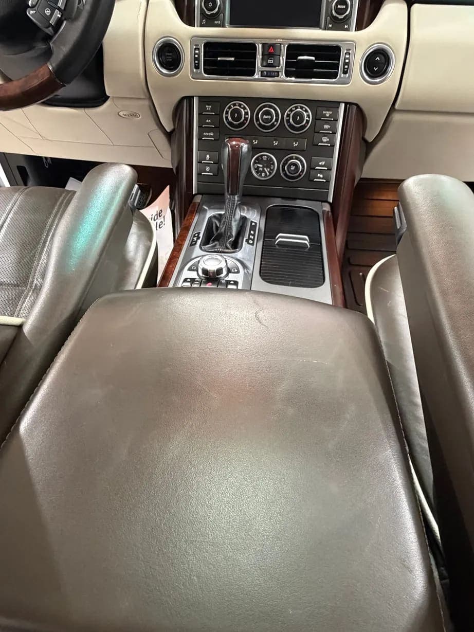 2012 Land Rover Range Rover HSE Luxury, view