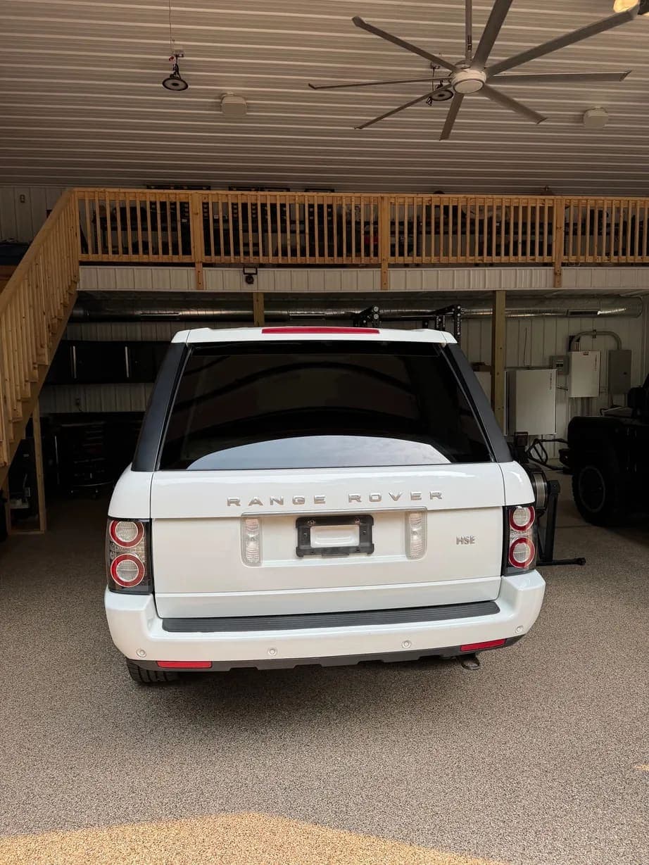 2012 Land Rover Range Rover HSE Luxury, view