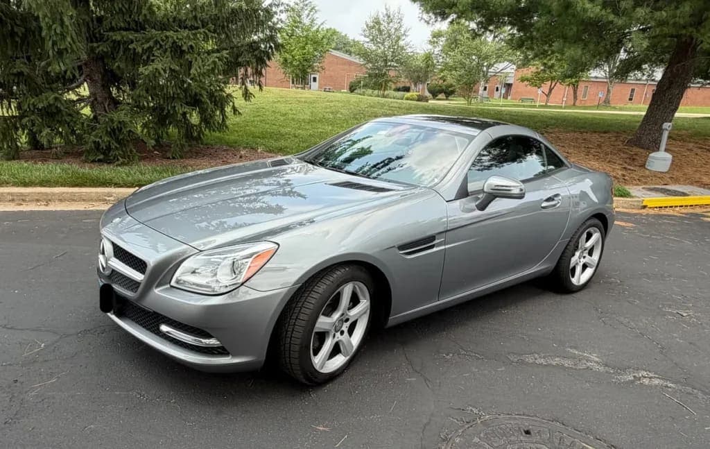 2013 Mercedes-Benz SLK250 exterior