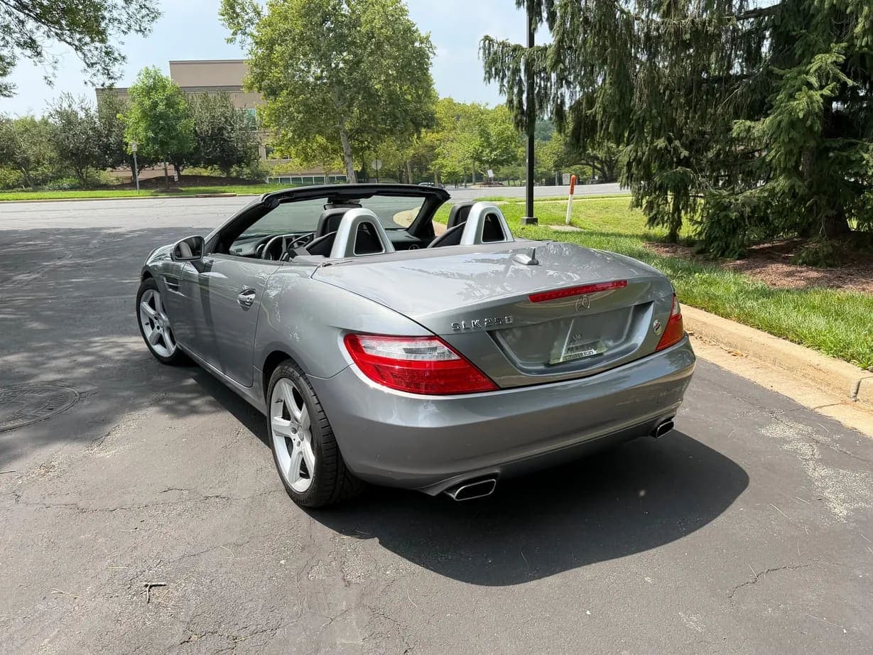 2013 Mercedes-Benz SLK250, view