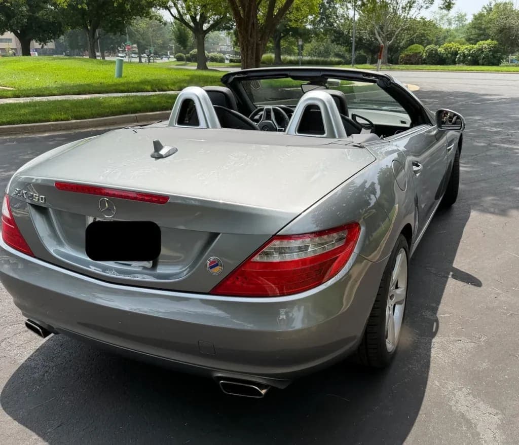 2013 Mercedes-Benz SLK250, view