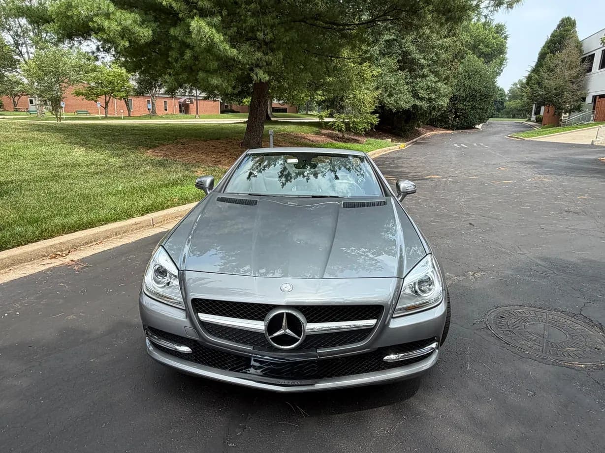 2013 Mercedes-Benz SLK250, view