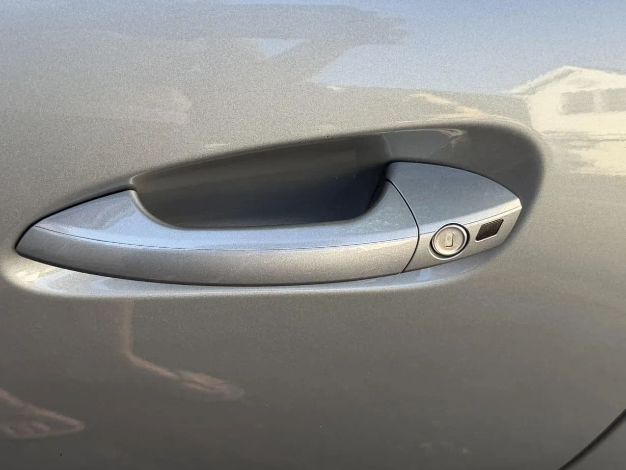 2013 Mercedes-Benz SLK250, view