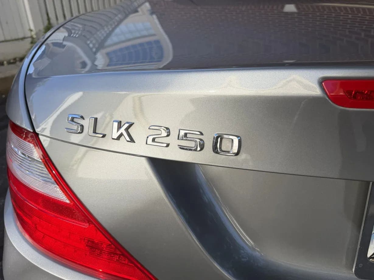 2013 Mercedes-Benz SLK250, view