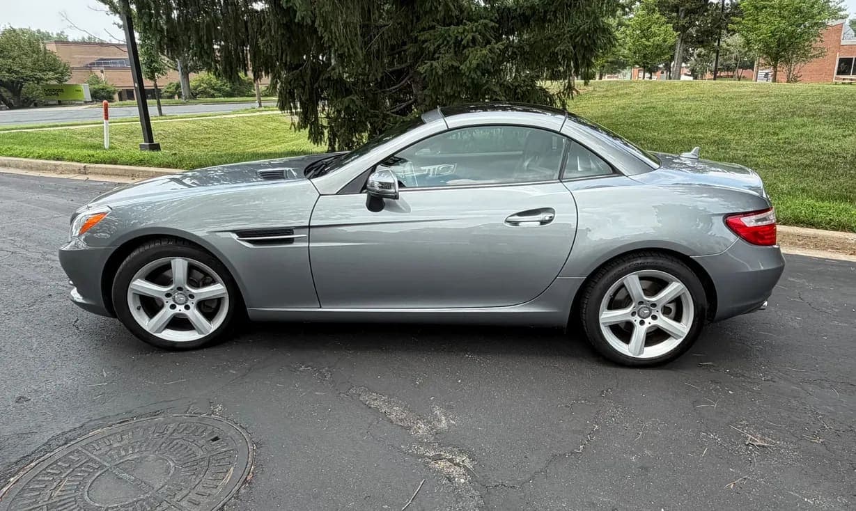 2013 Mercedes-Benz SLK250, view
