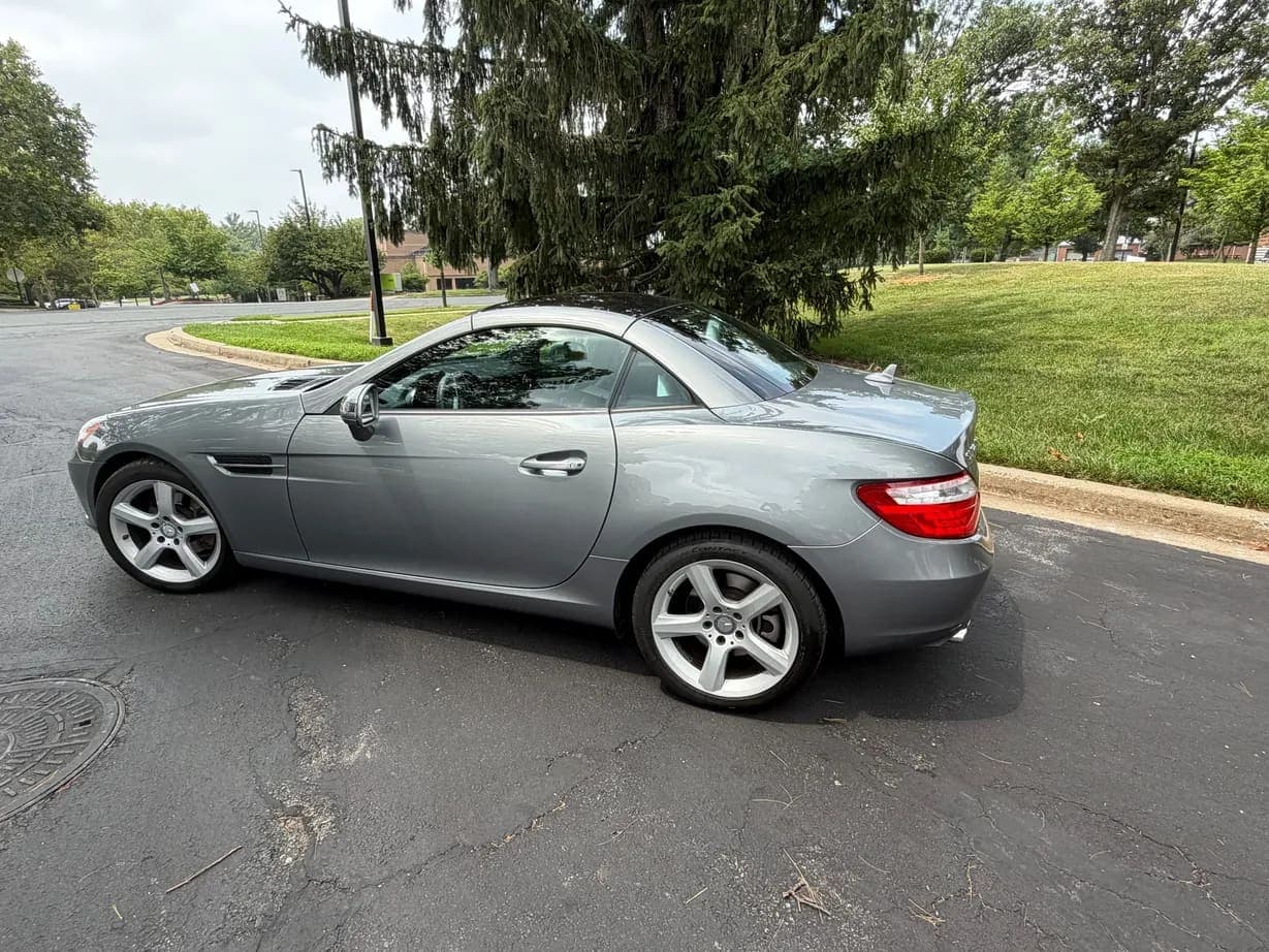2013 Mercedes-Benz SLK250, view