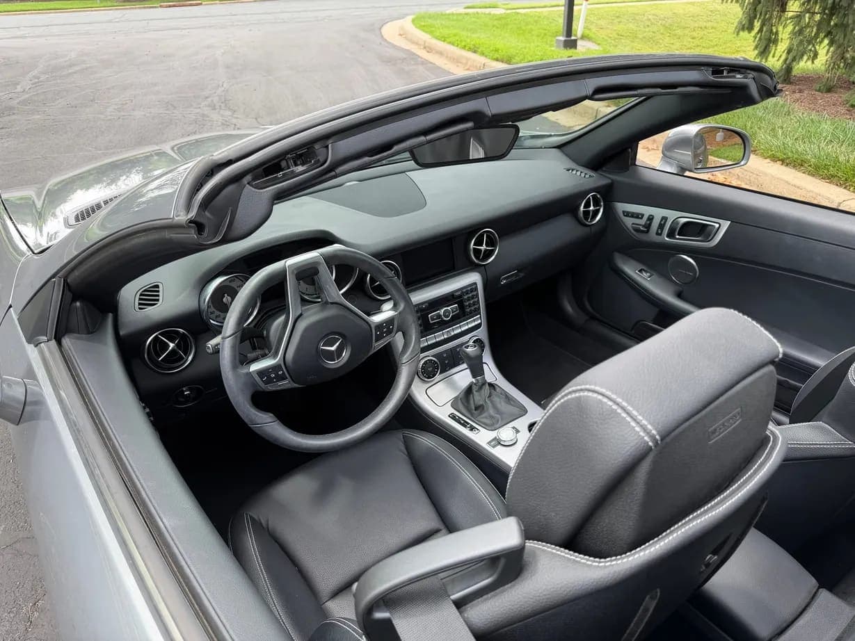 2013 Mercedes-Benz SLK250, view