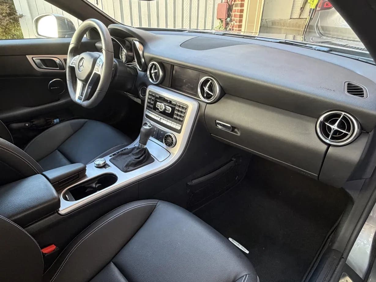 2013 Mercedes-Benz SLK250, view